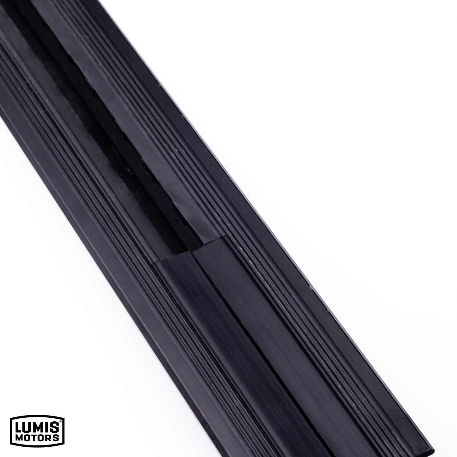 Seat rail cover protecting against dirt and debris